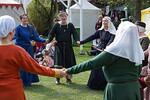 Bild: 2017-04-09: Eulenspiels Spezialtanzgruppe SPEZZATO bei Auftritt auf Schloss Gloggnitz